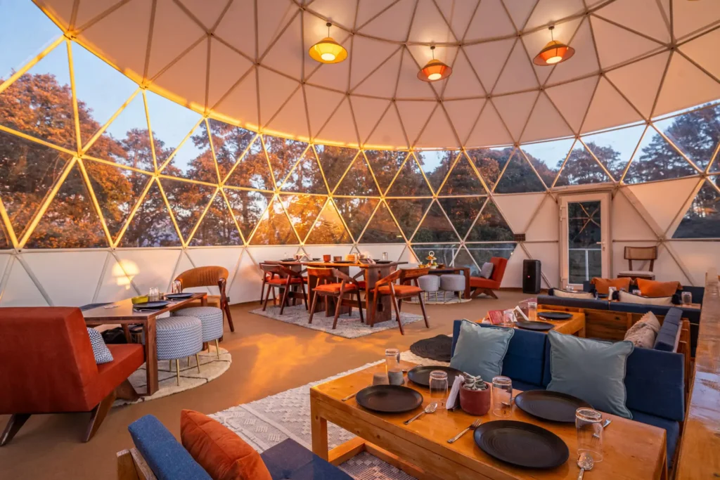 _0015_big-dipper-glamping-bear-hugs-cafe