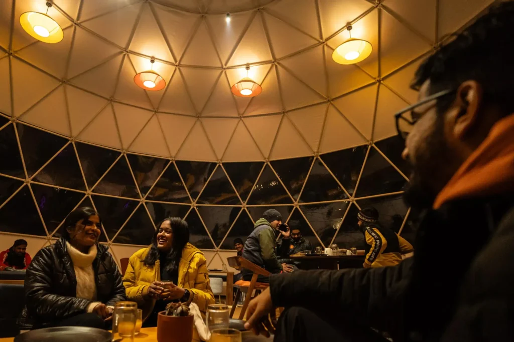 _0018_big-dipper-glamping-bear-hugs-cafe